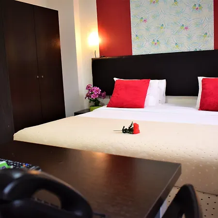 Universo Romantico Гостьовий будинок 3*