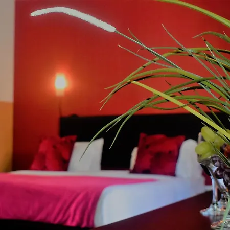 ゲストハウス ユニベルソ ロマンティコ