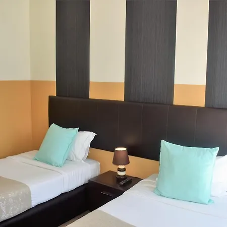 ユニベルソ ロマンティコ 3*